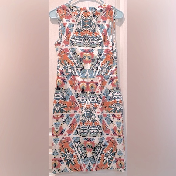 Adrianna Papell Tropical Floral Caged
Sheath Mini Dress - Picture 6 of 7